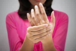 How to Treat These 3 Common Hand Pain Problems
